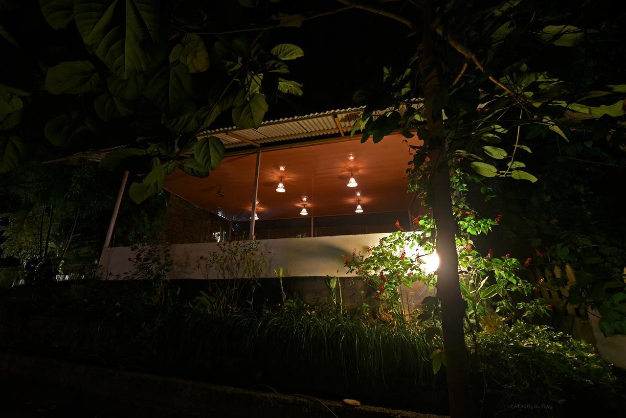 Spice Jungle Resort Munnar Exterior foto